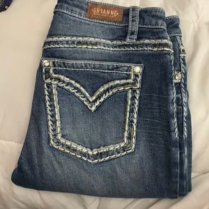 Shyanne bootcut jeans size 31 barley worn
